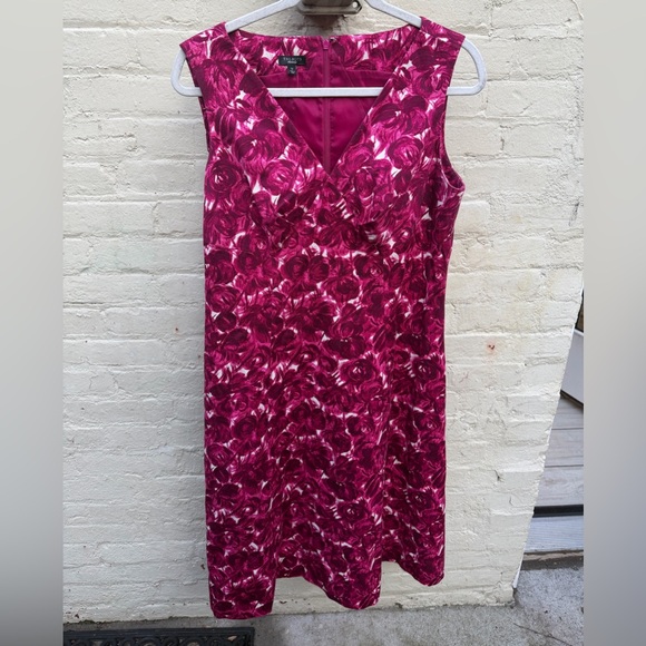 Gorgeous Talbots sleeveless floral print dress lined EUC